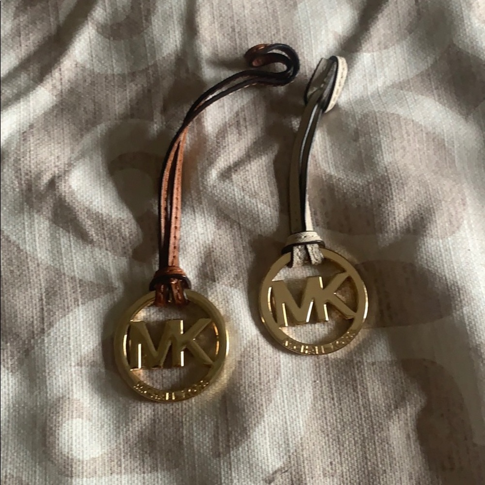 •MAKE OFFER•Michael Kors bag or keychain accessory